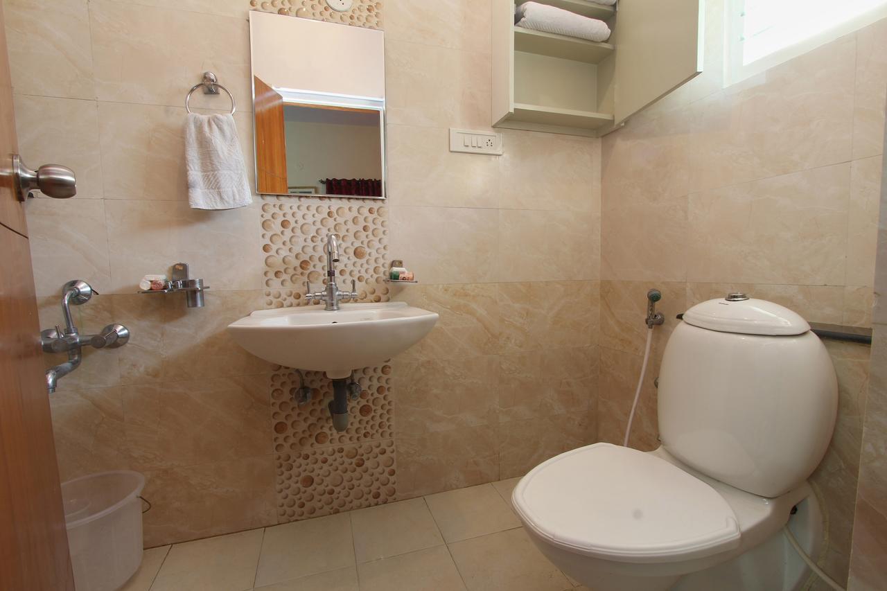 Oyo 2916 Apartment Queens Castle Бангалор Екстериор снимка