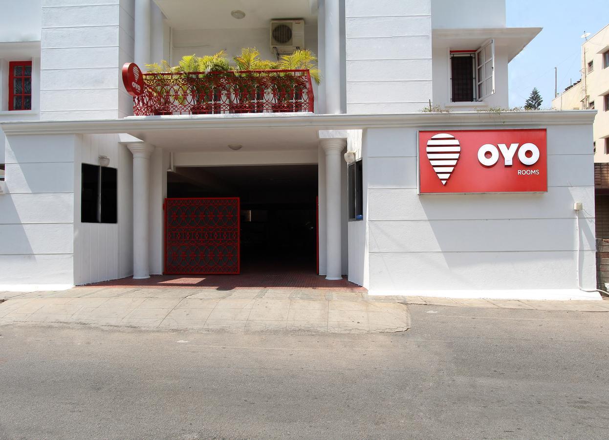 Oyo 2916 Apartment Queens Castle Бангалор Екстериор снимка
